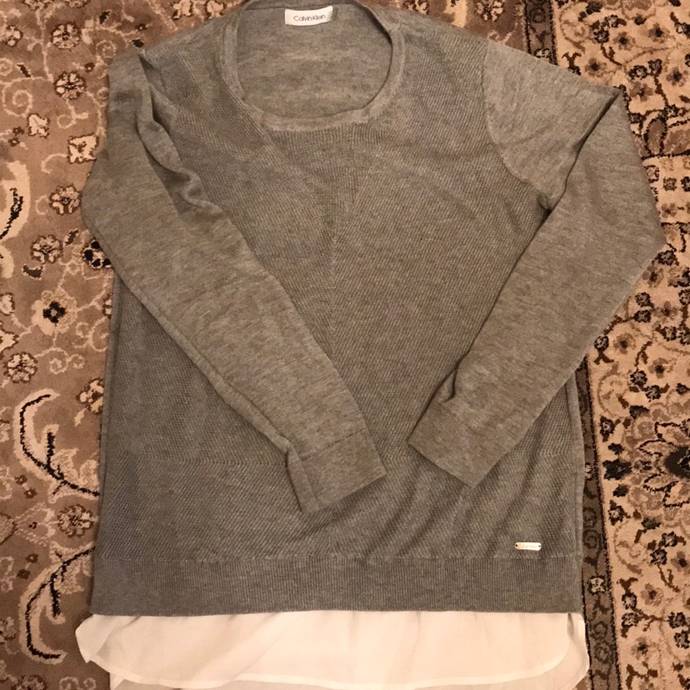 Gorgeous Calvin klen sweater .